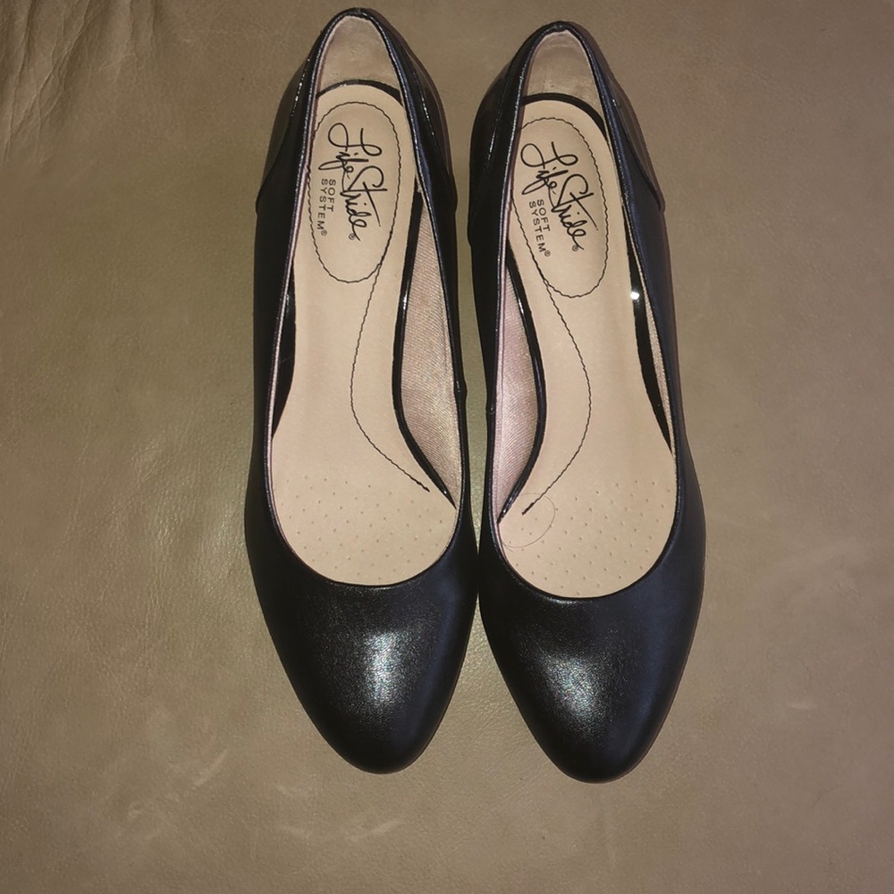 Life Stride Velocity w/ Memory Foam 9M Immy NWOT